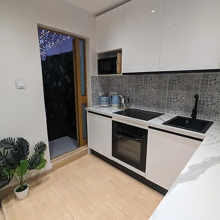 Appartement Modern & Cosy 1 Bed Maisonette - Close To Salina Bay